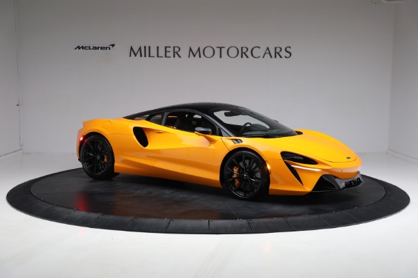 New 2024 McLaren Artura Performance for sale $278,733 at Bentley Greenwich in Greenwich CT 06830 13