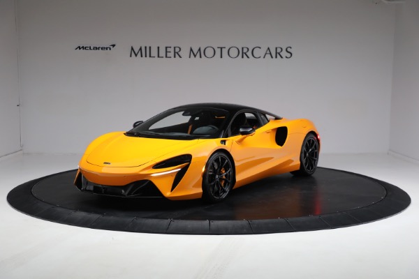 Used 2024 McLaren Artura Performance for sale Call for price at Bentley Greenwich in Greenwich CT 06830 2