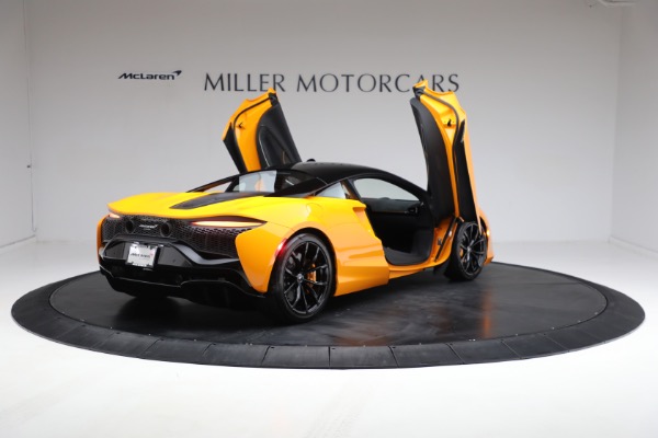 New 2024 McLaren Artura Performance for sale $278,733 at Bentley Greenwich in Greenwich CT 06830 20