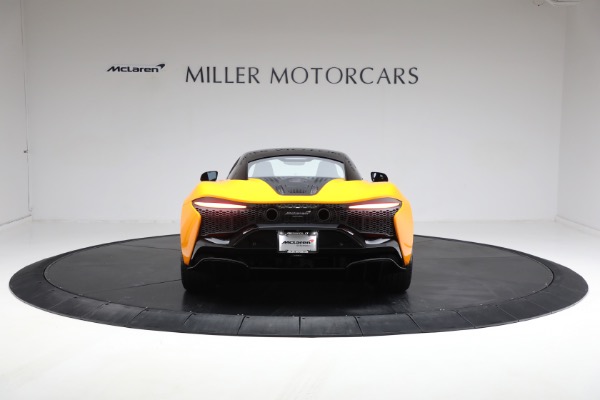 New 2024 McLaren Artura Performance for sale $278,733 at Bentley Greenwich in Greenwich CT 06830 8
