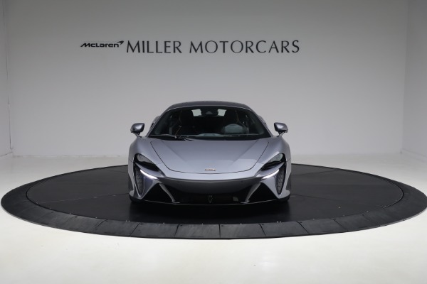 Used 2024 McLaren Artura Performance for sale $185,900 at Bentley Greenwich in Greenwich CT 06830 12