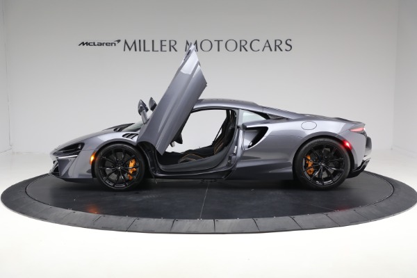 Used 2024 McLaren Artura Performance for sale $185,900 at Bentley Greenwich in Greenwich CT 06830 15