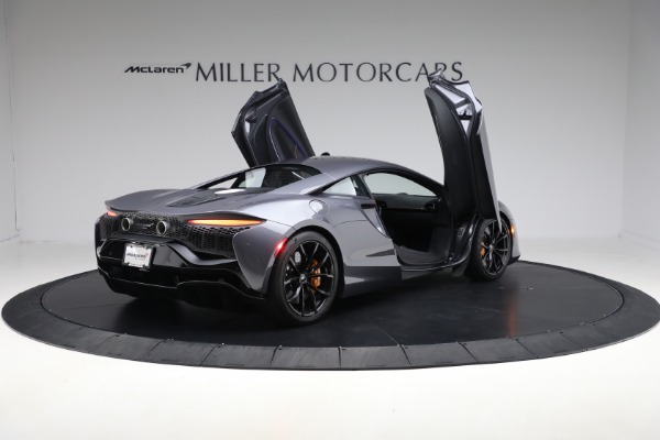Used 2024 McLaren Artura Performance for sale $185,900 at Bentley Greenwich in Greenwich CT 06830 18