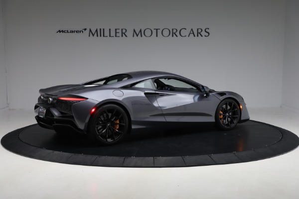 Used 2024 McLaren Artura Performance for sale $185,900 at Bentley Greenwich in Greenwich CT 06830 8