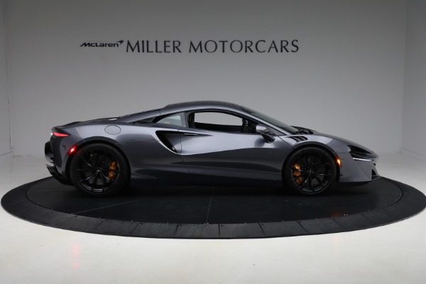 Used 2024 McLaren Artura Performance for sale $185,900 at Bentley Greenwich in Greenwich CT 06830 9
