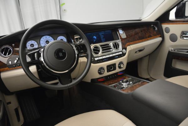 Used 2013 Rolls-Royce Ghost for sale Sold at Bentley Greenwich in Greenwich CT 06830 18