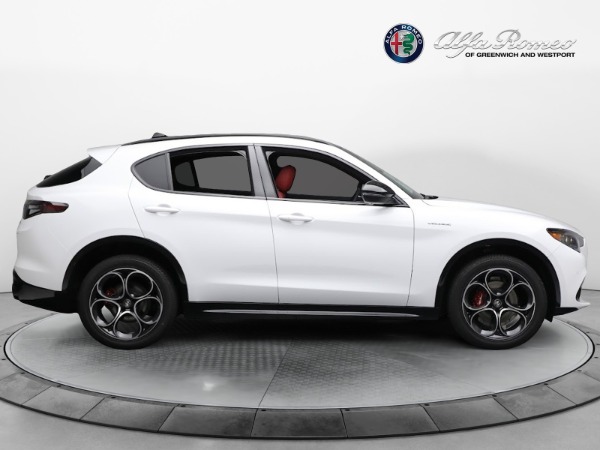 New 2024 Alfa Romeo Stelvio Veloce for sale $57,395 at Bentley Greenwich in Greenwich CT 06830 15