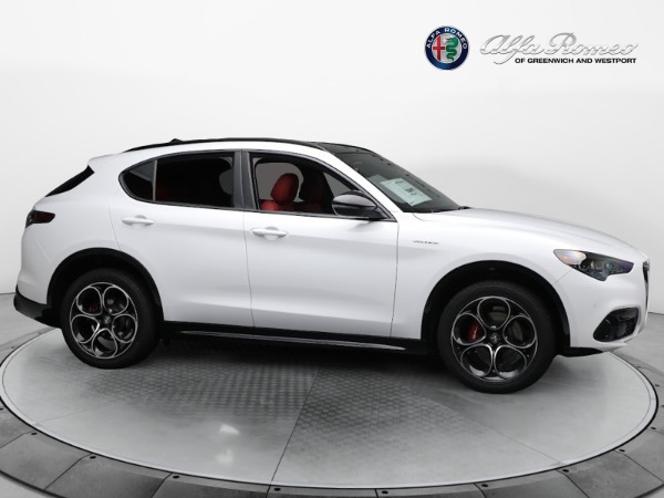 New 2024 Alfa Romeo Stelvio Veloce for sale $57,395 at Bentley Greenwich in Greenwich CT 06830 16