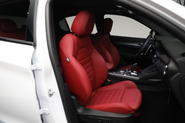 New 2024 Alfa Romeo Stelvio Veloce for sale Sold at Bentley Greenwich in Greenwich CT 06830 24