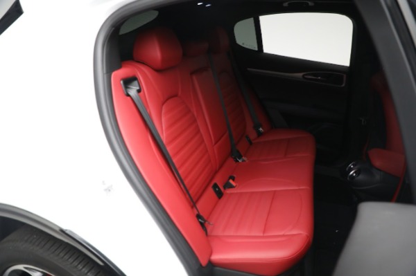 New 2024 Alfa Romeo Stelvio Veloce for sale Sold at Bentley Greenwich in Greenwich CT 06830 28