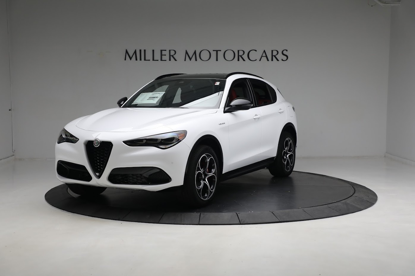 New 2024 Alfa Romeo Stelvio Veloce for sale Sold at Bentley Greenwich in Greenwich CT 06830 1