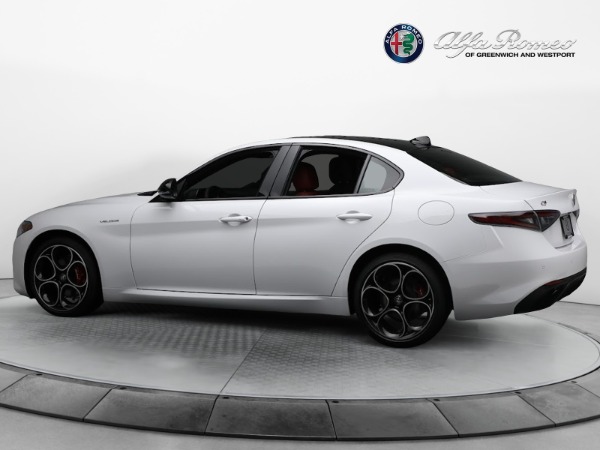 New 2024 Alfa Romeo Giulia Veloce for sale Sold at Bentley Greenwich in Greenwich CT 06830 9