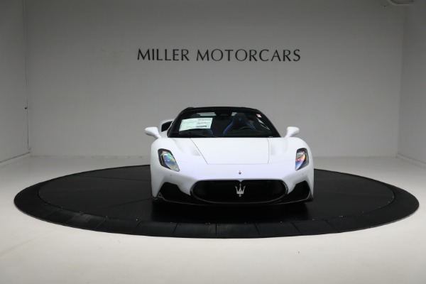 New 2023 Maserati MC20 Cielo for sale $332,095 at Bentley Greenwich in Greenwich CT 06830 18