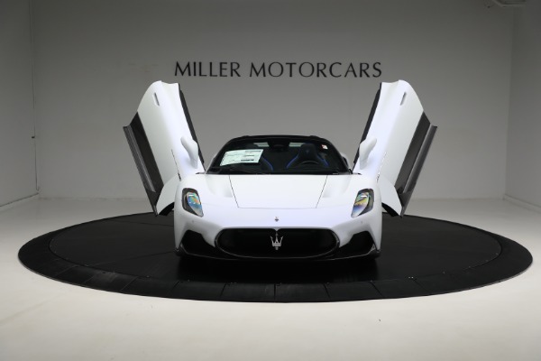 Used 2023 Maserati MC20 Cielo for sale Sold at Bentley Greenwich in Greenwich CT 06830 25