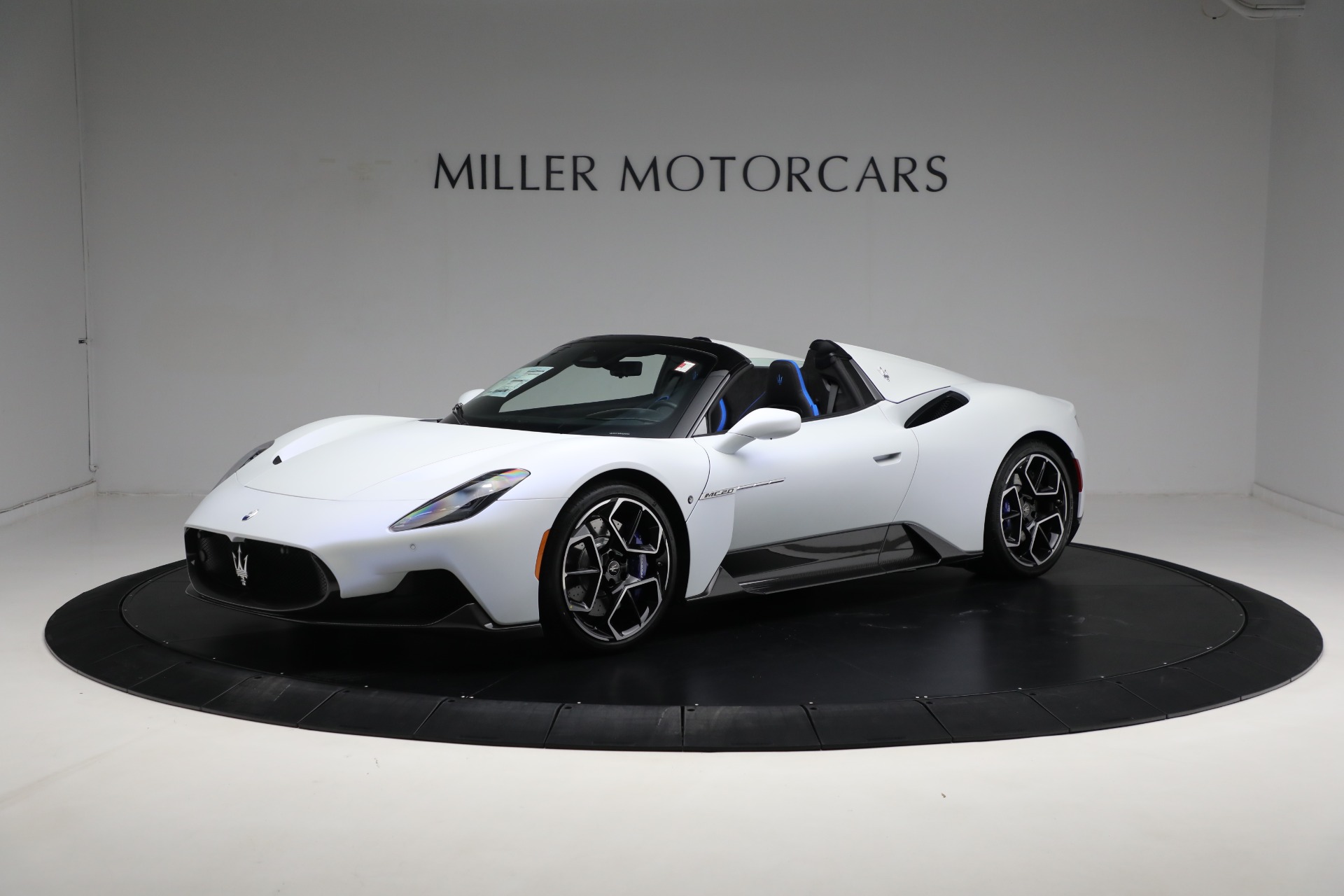 Used 2023 Maserati MC20 Cielo for sale Sold at Bentley Greenwich in Greenwich CT 06830 1