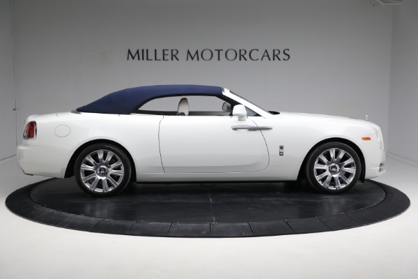 Used 2017 Rolls-Royce Dawn for sale Sold at Bentley Greenwich in Greenwich CT 06830 25