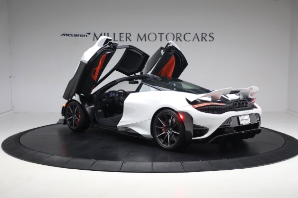 Used 2021 McLaren 765LT for sale $464,900 at Bentley Greenwich in Greenwich CT 06830 14