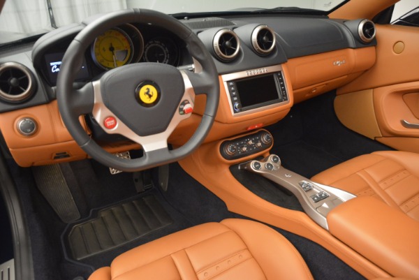 Used 2013 Ferrari California 30 for sale Sold at Bentley Greenwich in Greenwich CT 06830 25