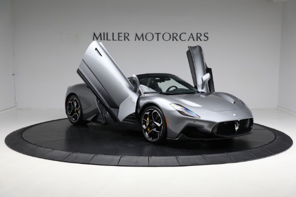 New 2023 Maserati MC20 Cielo for sale Sold at Bentley Greenwich in Greenwich CT 06830 16
