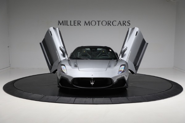 New 2023 Maserati MC20 Cielo for sale Sold at Bentley Greenwich in Greenwich CT 06830 17