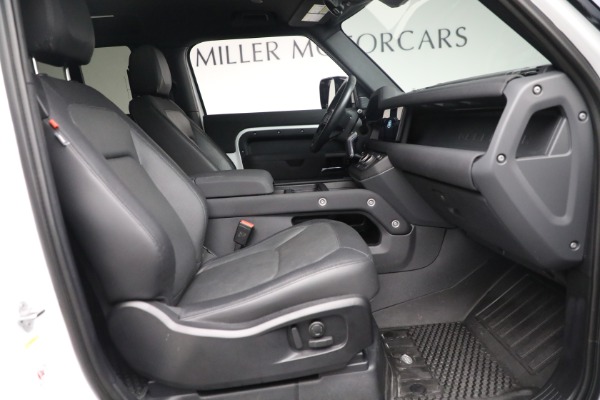 Used 2023 Land Rover Defender 90 X-Dynamic SE for sale Sold at Bentley Greenwich in Greenwich CT 06830 20