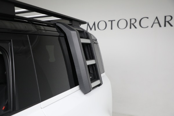 Used 2023 Land Rover Defender 90 X-Dynamic SE for sale Sold at Bentley Greenwich in Greenwich CT 06830 27