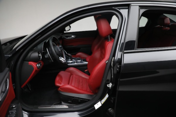 Used 2021 Alfa Romeo Giulia Ti Sport for sale Sold at Bentley Greenwich in Greenwich CT 06830 23