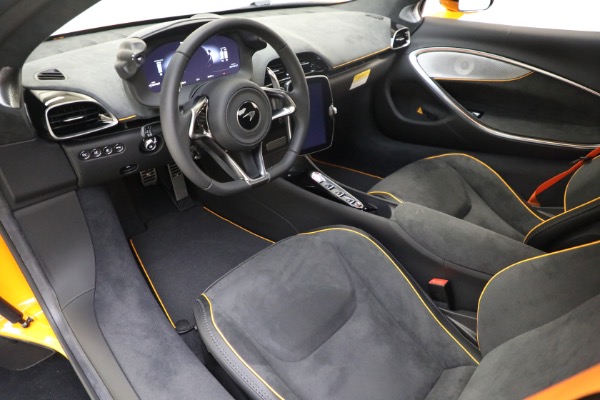 New 2024 McLaren Artura for sale Sold at Bentley Greenwich in Greenwich CT 06830 25