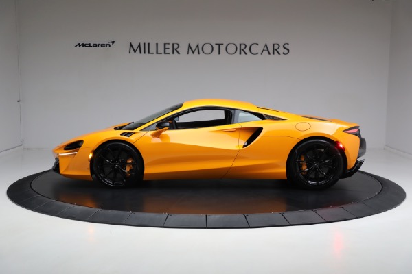 New 2024 McLaren Artura for sale $276,833 at Bentley Greenwich in Greenwich CT 06830 3