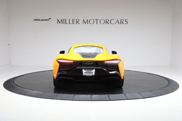 New 2024 McLaren Artura for sale $276,833 at Bentley Greenwich in Greenwich CT 06830 6