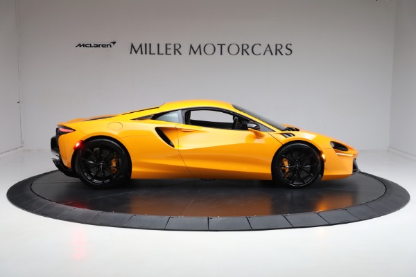 New 2024 McLaren Artura for sale $276,833 at Bentley Greenwich in Greenwich CT 06830 9