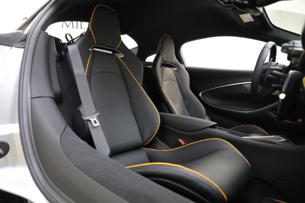 New 2024 McLaren Artura TechLux for sale Sold at Bentley Greenwich in Greenwich CT 06830 22
