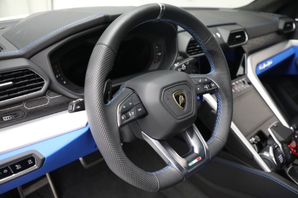 Used 2024 Lamborghini Urus S for sale $305,900 at Bentley Greenwich in Greenwich CT 06830 17