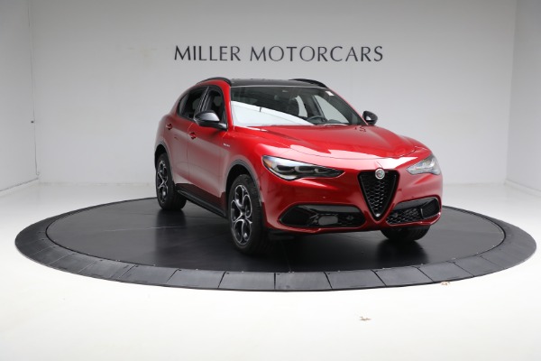 New 2024 Alfa Romeo Stelvio Veloce for sale $58,420 at Bentley Greenwich in Greenwich CT 06830 17