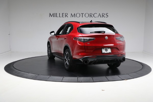 New 2024 Alfa Romeo Stelvio Veloce for sale $58,420 at Bentley Greenwich in Greenwich CT 06830 9