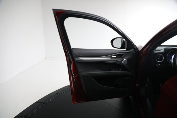 New 2024 Alfa Romeo Stelvio Veloce for sale Sold at Bentley Greenwich in Greenwich CT 06830 22