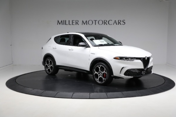 New 2024 Alfa Romeo Tonale Veloce for sale Sold at Bentley Greenwich in Greenwich CT 06830 20
