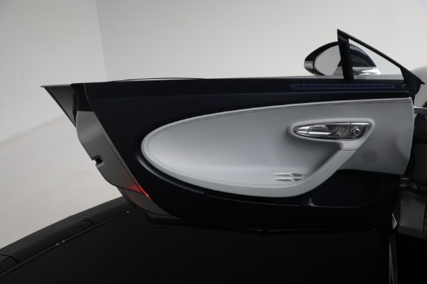 Used 2020 Bugatti Chiron Sport for sale Sold at Bentley Greenwich in Greenwich CT 06830 20