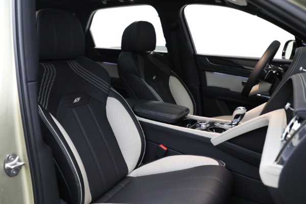New 2023 Bentley Bentayga S V8 for sale Sold at Bentley Greenwich in Greenwich CT 06830 21