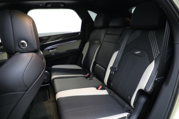 New 2023 Bentley Bentayga S V8 for sale Sold at Bentley Greenwich in Greenwich CT 06830 25