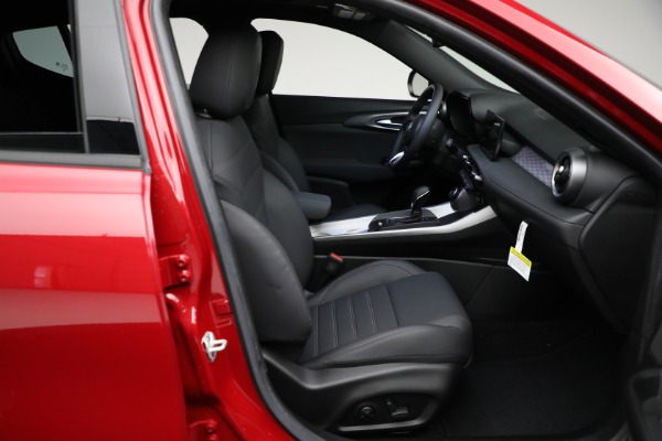 New 2024 Alfa Romeo Tonale Ti for sale Sold at Bentley Greenwich in Greenwich CT 06830 23