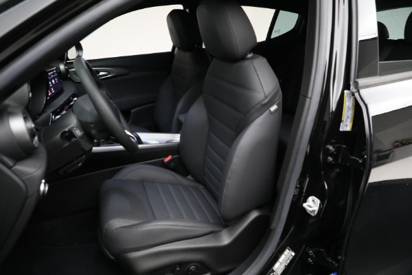 New 2024 Alfa Romeo Tonale Ti for sale Sold at Bentley Greenwich in Greenwich CT 06830 28
