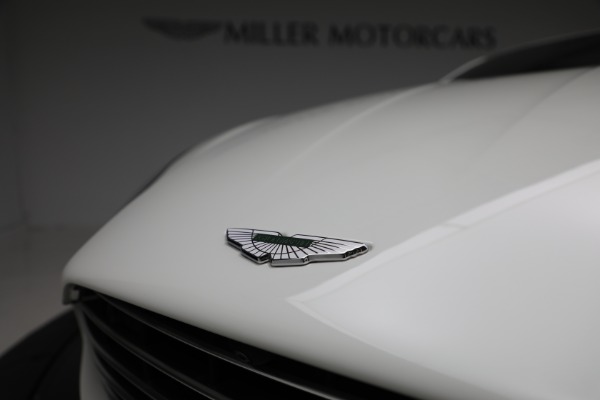 Used 2018 Aston Martin DB11 V8 for sale Sold at Bentley Greenwich in Greenwich CT 06830 21