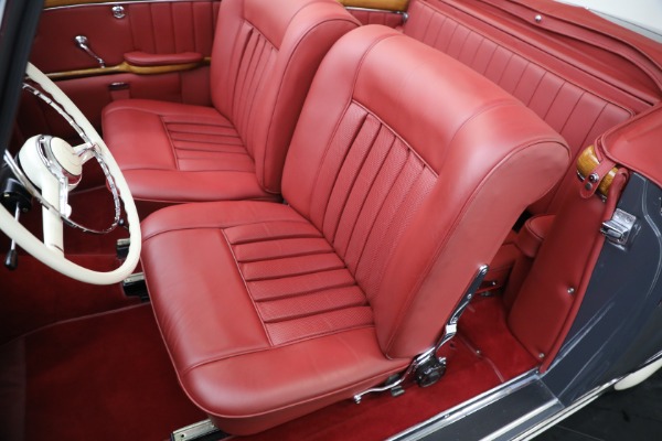 Used 1959 Mercedes Benz 220 S Ponton Cabriolet for sale $229,900 at Bentley Greenwich in Greenwich CT 06830 14