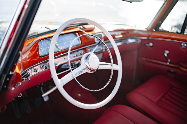 Used 1959 Mercedes-Benz 220 S Ponton Cabriolet for sale $189,900 at Bentley Greenwich in Greenwich CT 06830 15