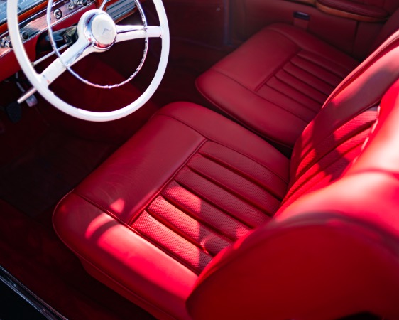 Used 1959 Mercedes-Benz 220 S Ponton Cabriolet for sale $189,900 at Bentley Greenwich in Greenwich CT 06830 20