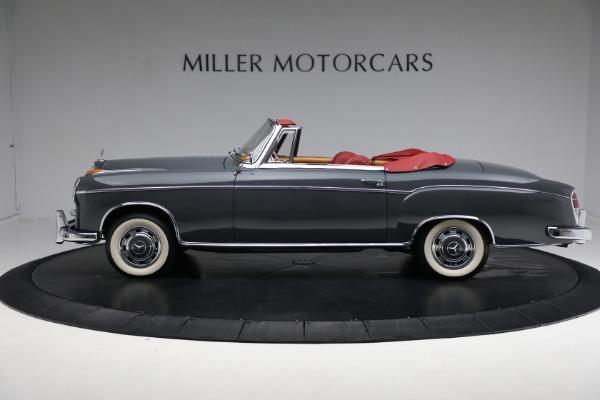 Used 1959 Mercedes Benz 220 S Ponton Cabriolet for sale $229,900 at Bentley Greenwich in Greenwich CT 06830 3