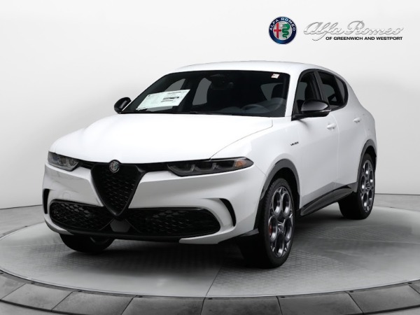 New 2024 Alfa Romeo Tonale Veloce for sale Sold at Bentley Greenwich in Greenwich CT 06830 1