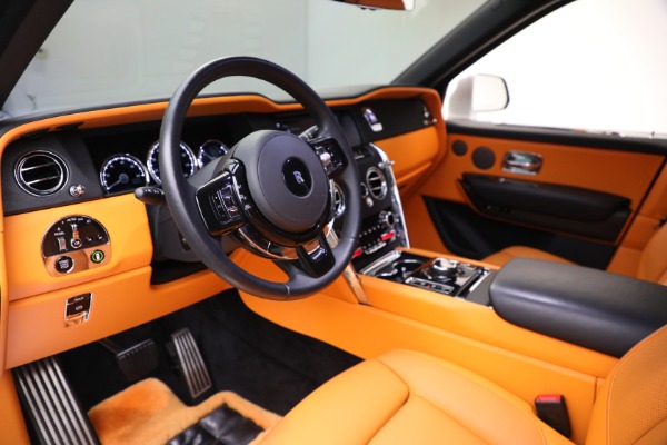 Used 2022 Rolls-Royce Cullinan for sale Sold at Bentley Greenwich in Greenwich CT 06830 17