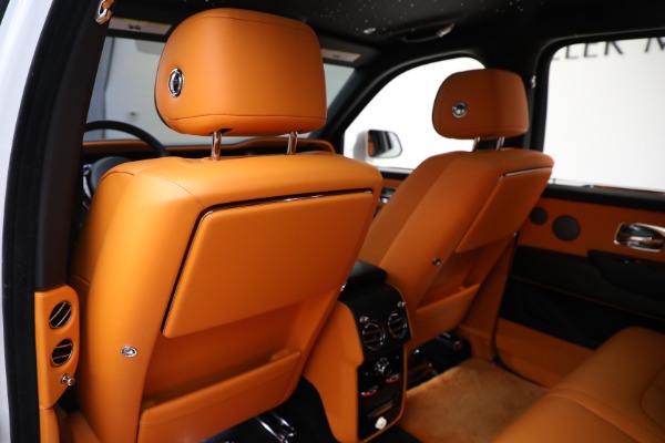 Used 2022 Rolls-Royce Cullinan for sale Sold at Bentley Greenwich in Greenwich CT 06830 19